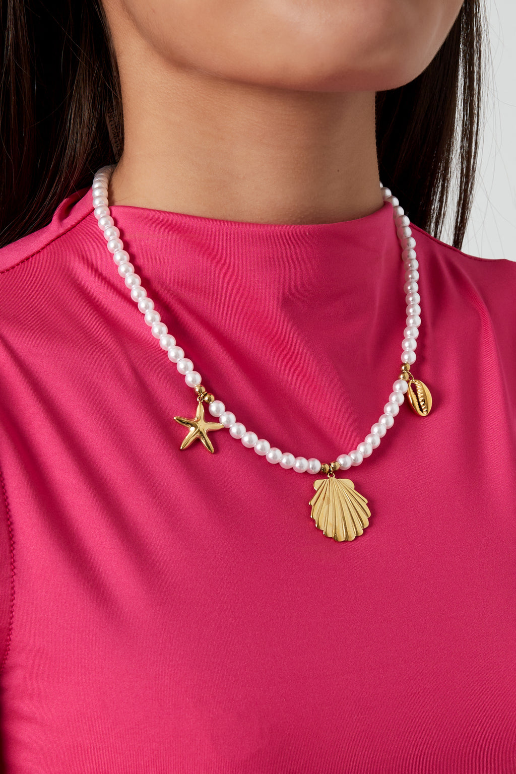 parelketting met zeebedels