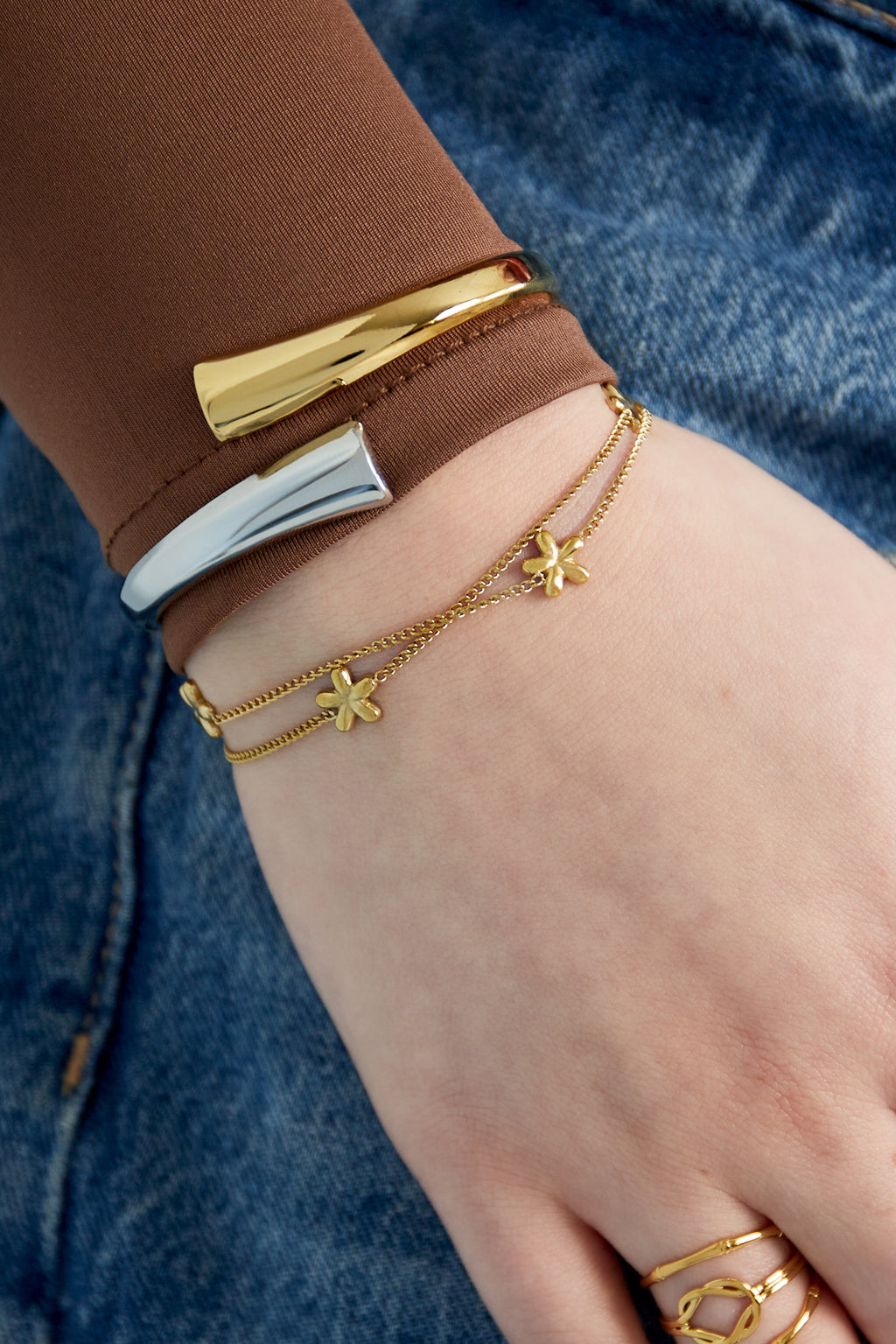 armband two ways