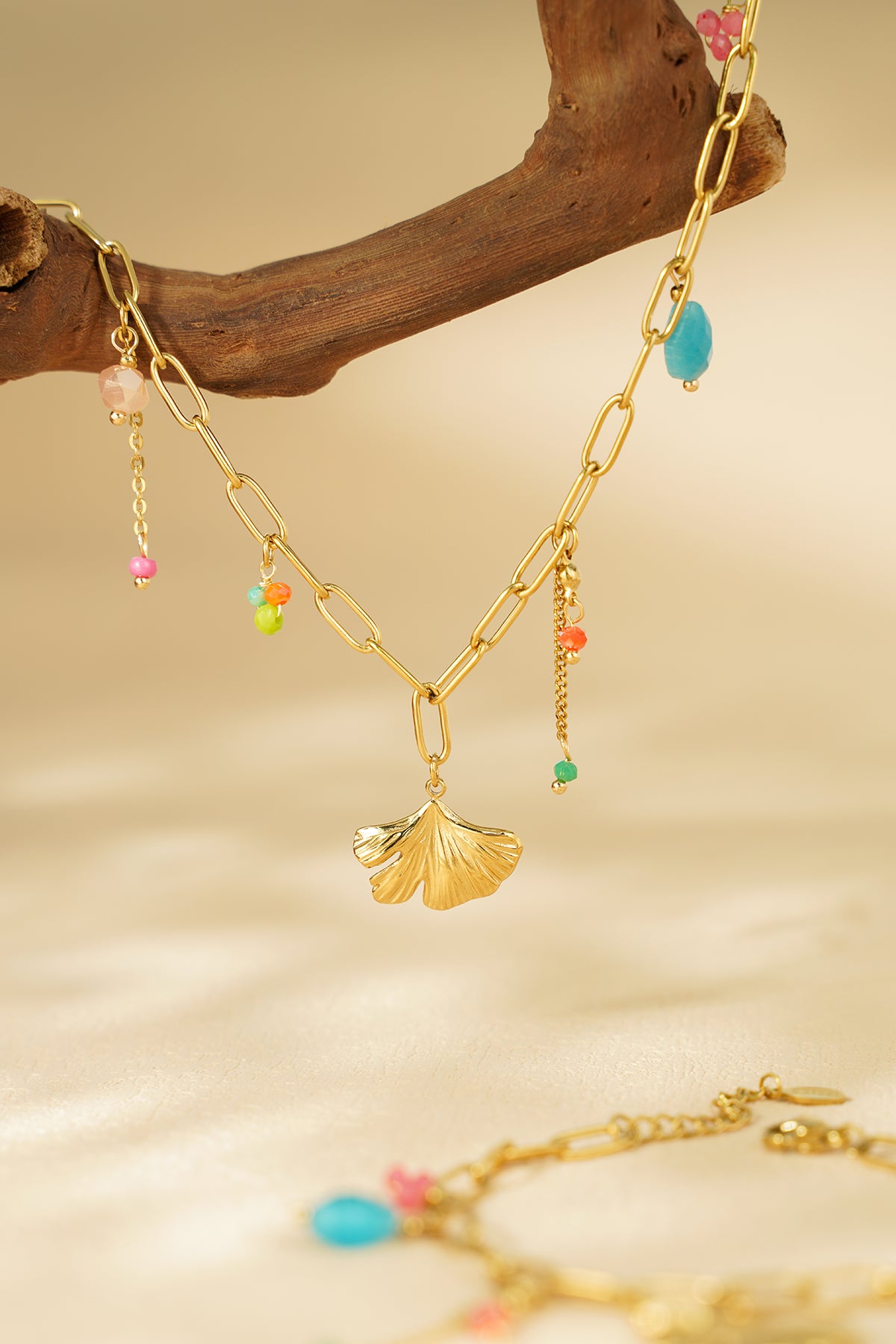 vivid vibes ketting