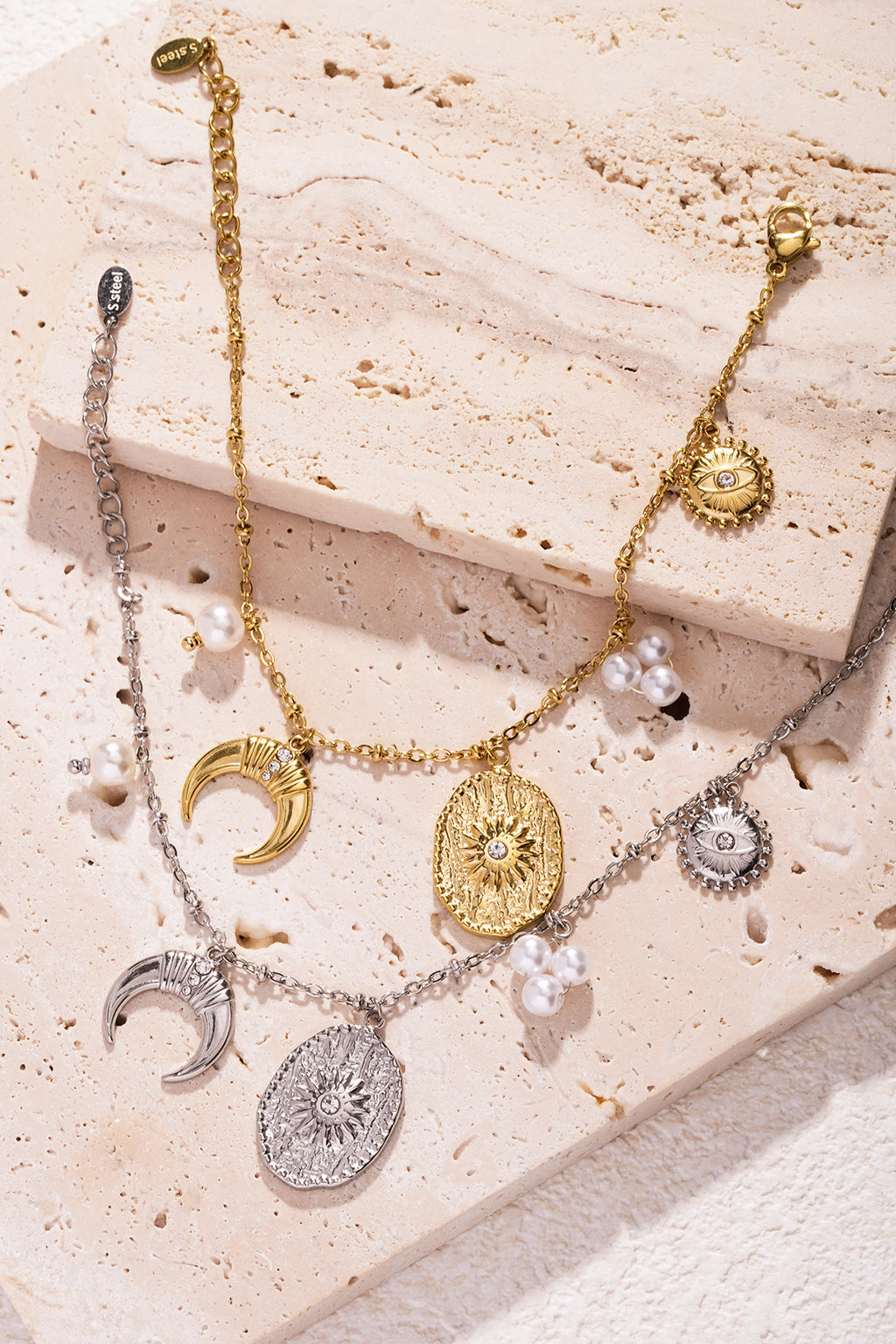 moony armband