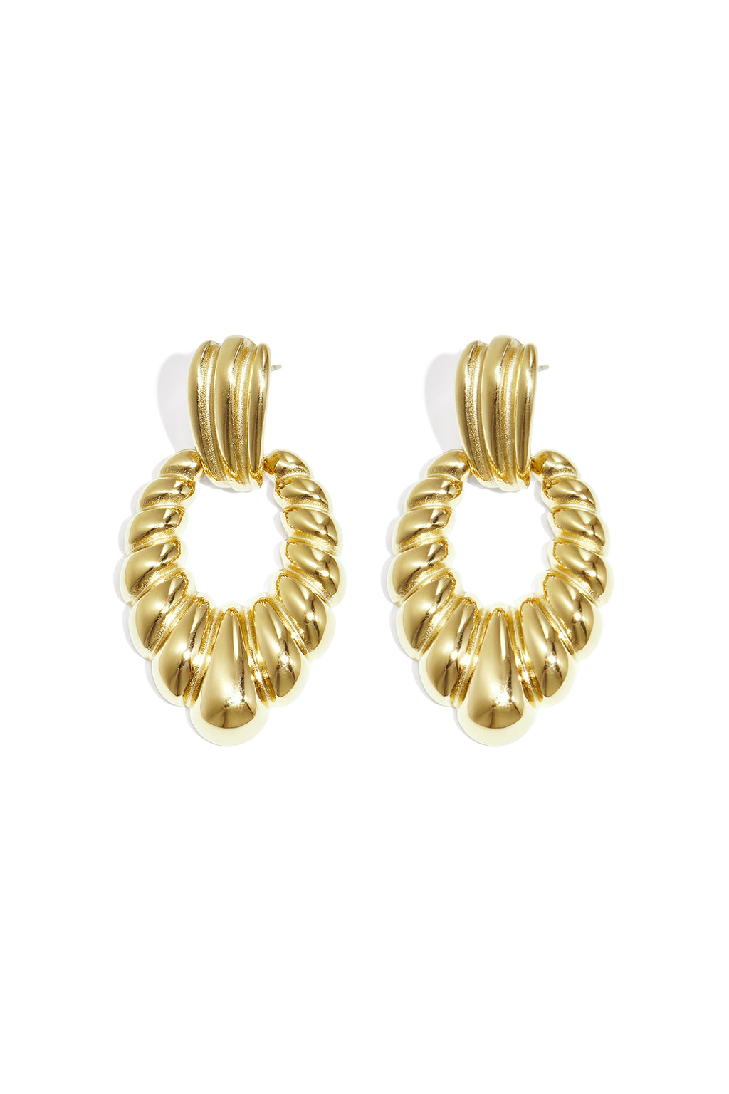 Statement oorbellen schelpmotief