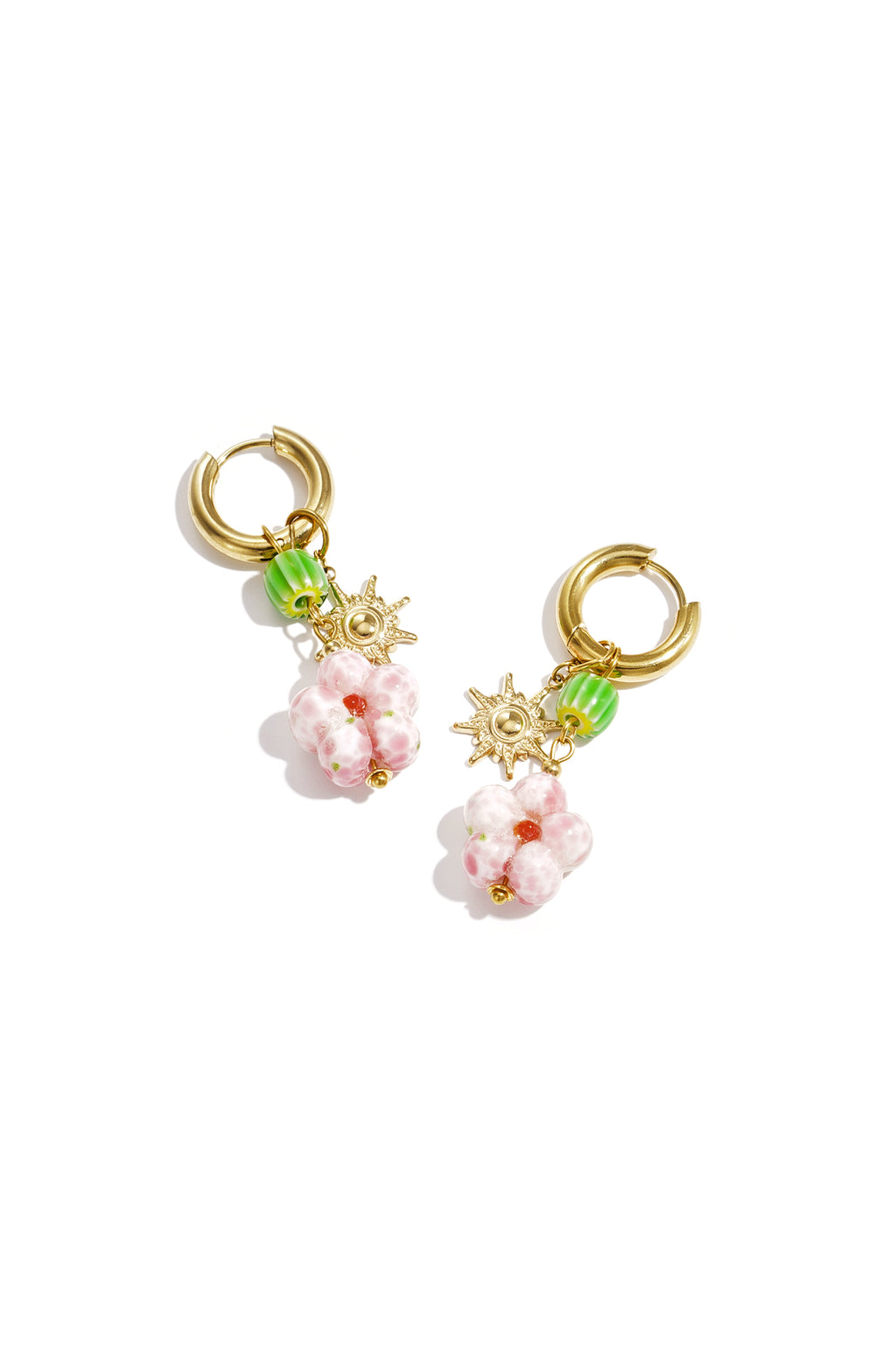 Oorringen met kralen hangers en zon charm