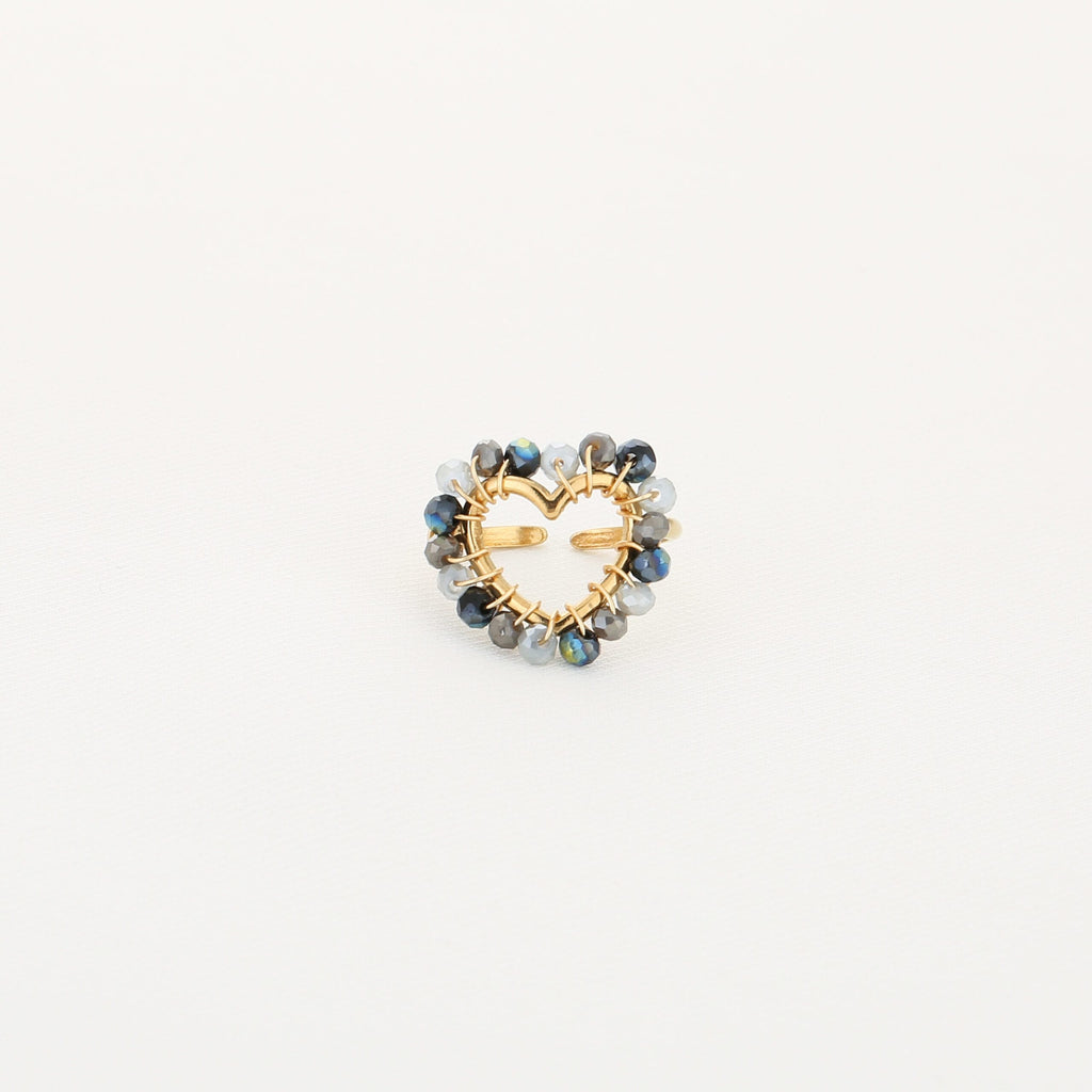 Hartjes ring met kraaltjes zwart