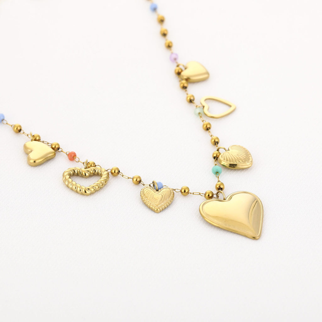 Ketting met hartjes bedels goud