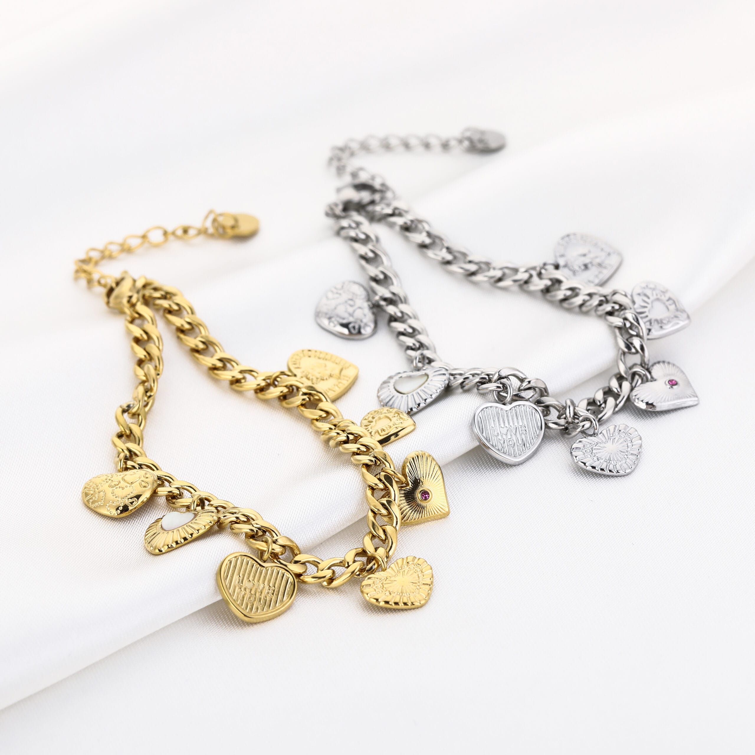 Armband met bedels goud en zilver